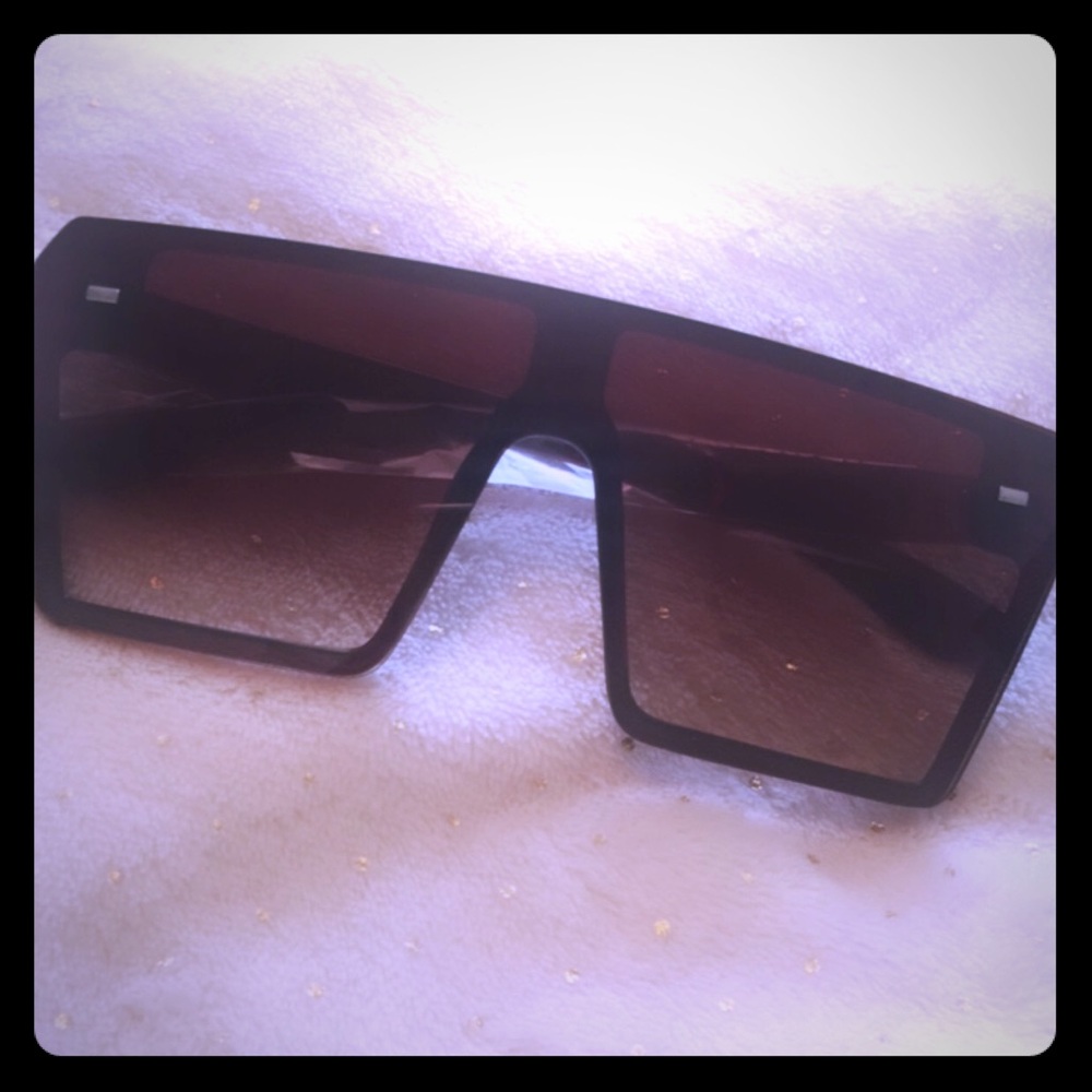 Oversized Black Sunglasses